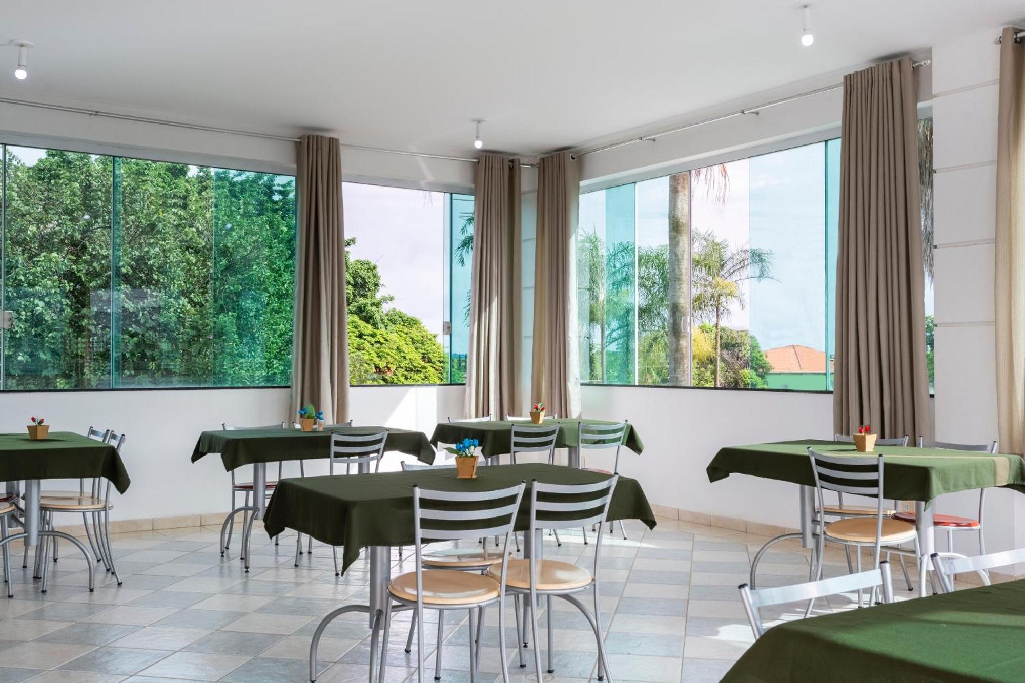 OYO Hotel Cosmópolis, Sao Paulo Cosmopolis Exterior foto
